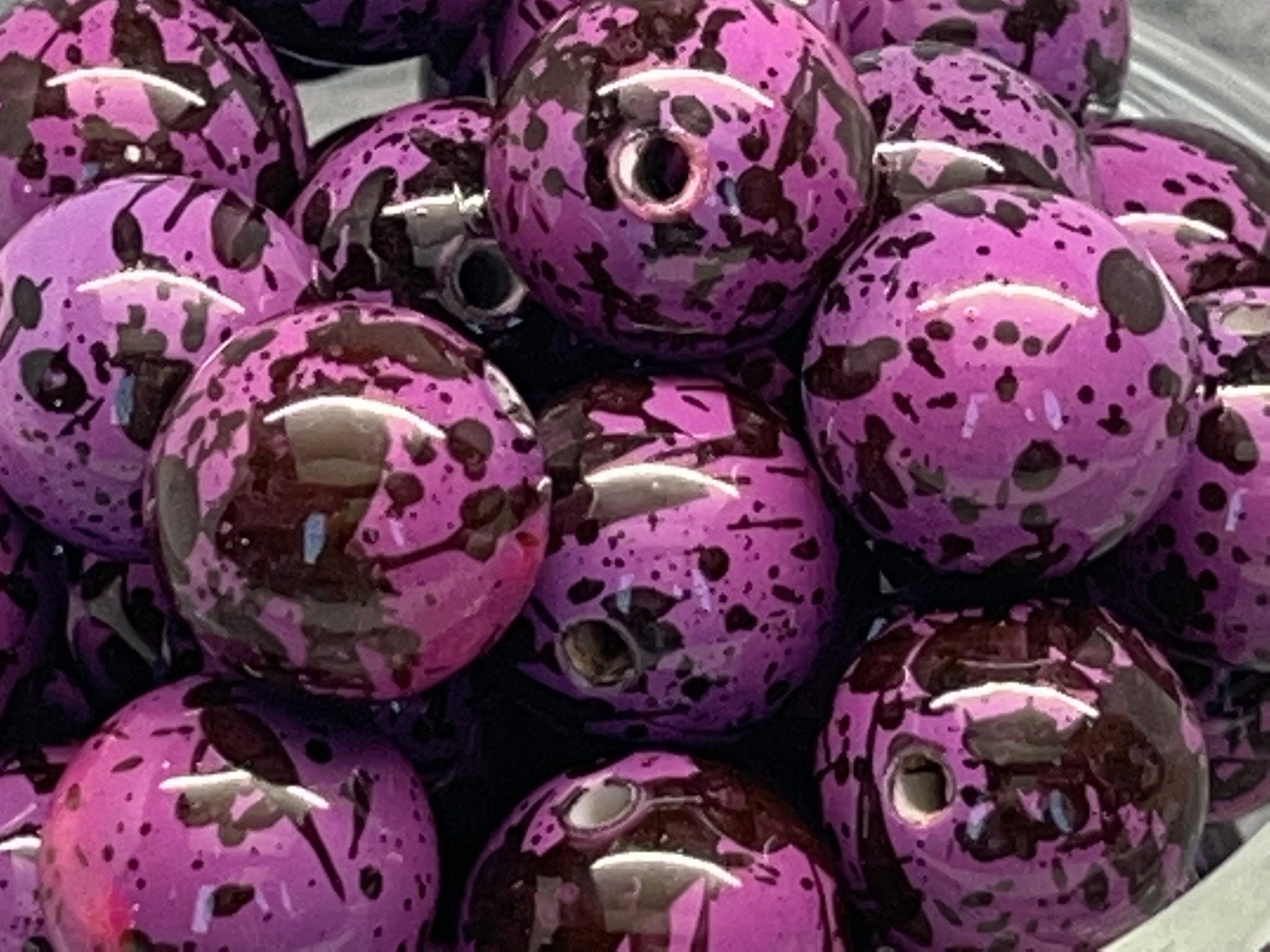 20MM Purplish Pink and Black Splatter Chunky Bubblegum Bead, Acrylic Bubblegum Bead, 10 Beads per order