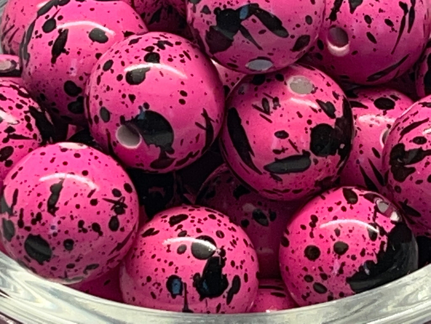 20MM Hot Pink and Black Splatter Chunky Bubblegum Bead, Acrylic Bubblegum Bead, 10 Beads per order